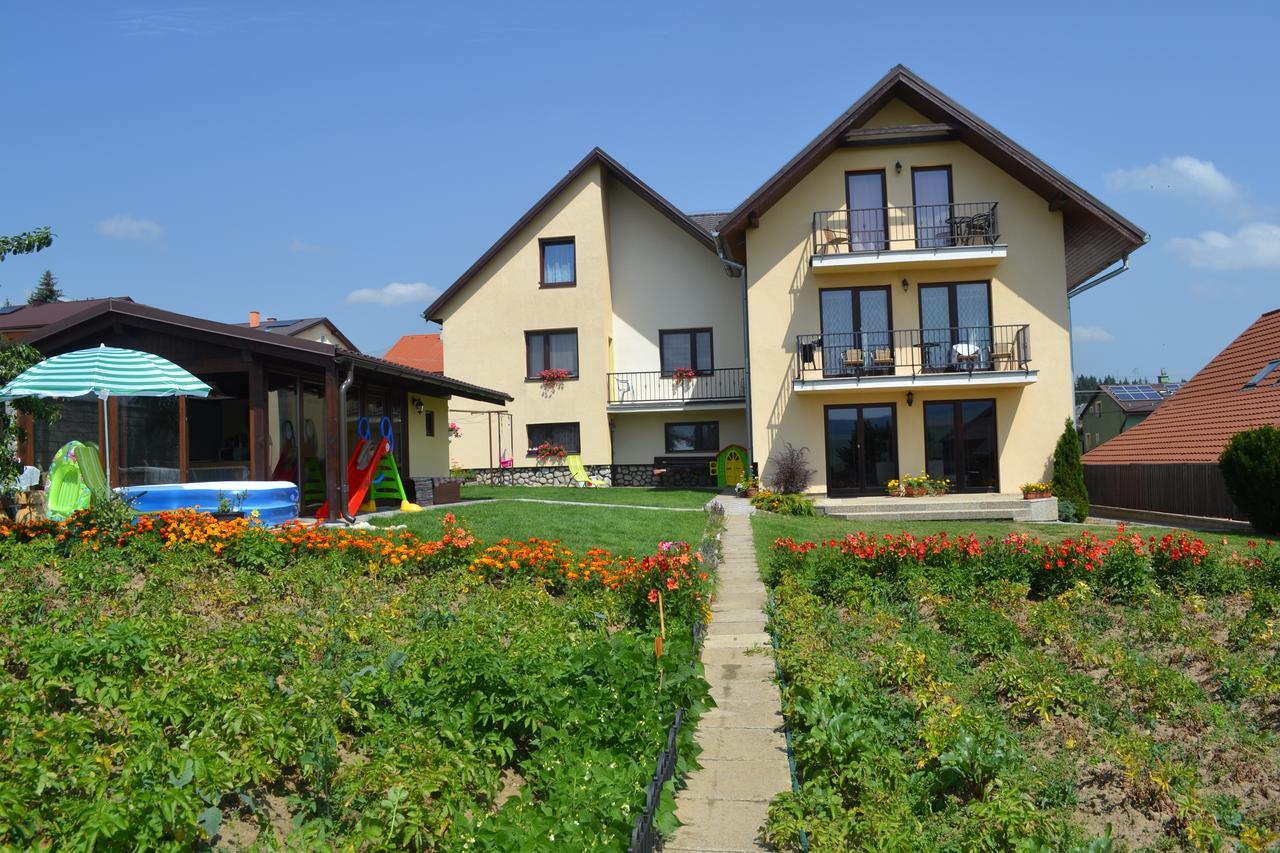 Privat Luptak Hotel Štrba Exterior foto